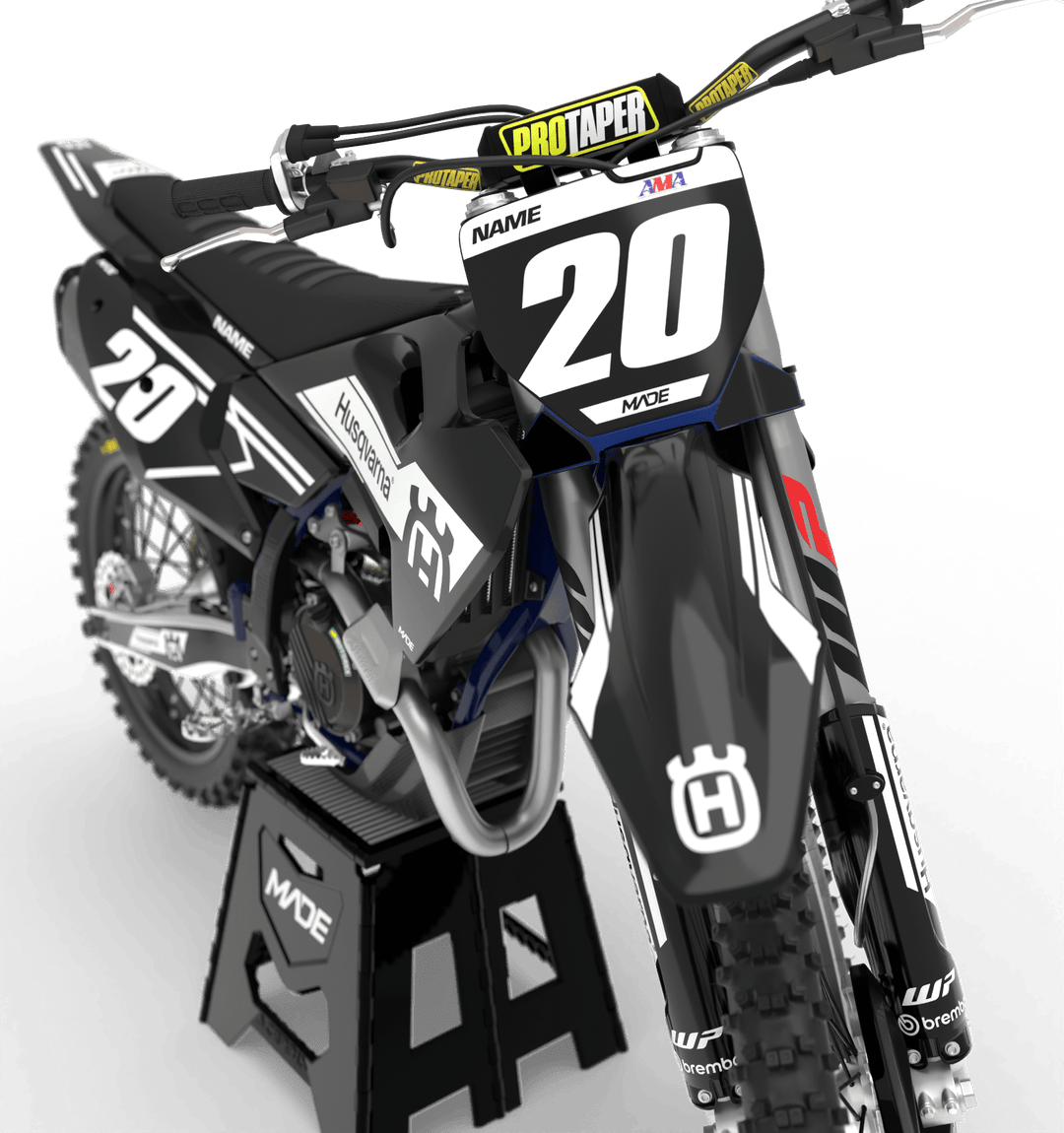 HUSQVARNA SWISS GRAPHICS KIT - Madestickers Black#color_black